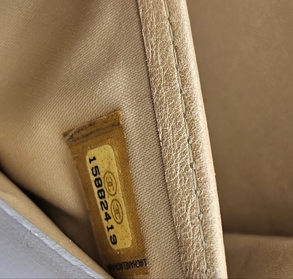 🤍CHANEL Grey Authentic Camilla Wallet/Clutch🤍 - Picture 13 of 16